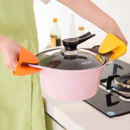 2 (pic) Silicone Pot holder